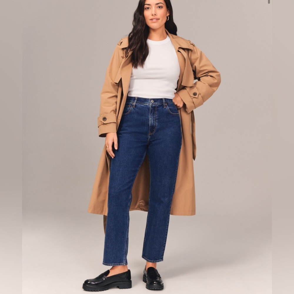 Abercrombie & Fitch The Mom High Rise Jeans